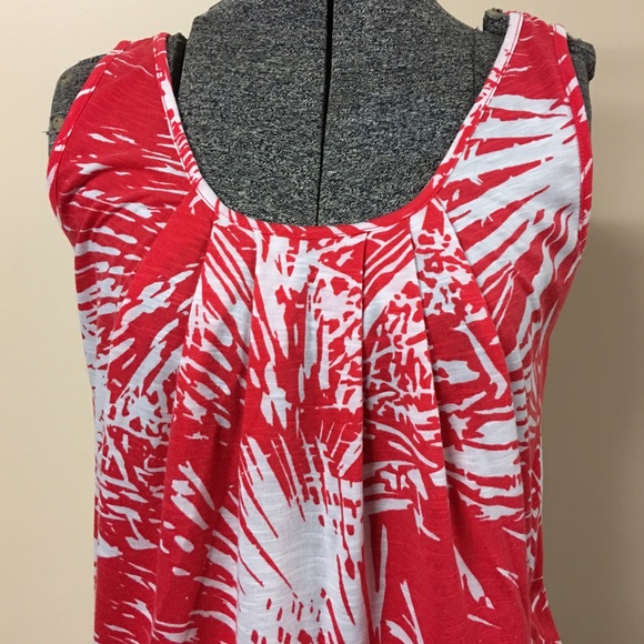 💰5/$25💰XS New York & Company Pink Papaya & White Burnout Tank Top - Picture 2 of 4